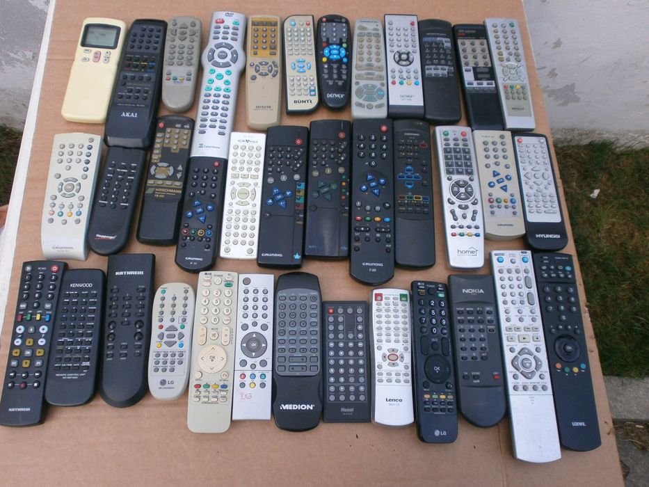 lot telecomenzi diverse