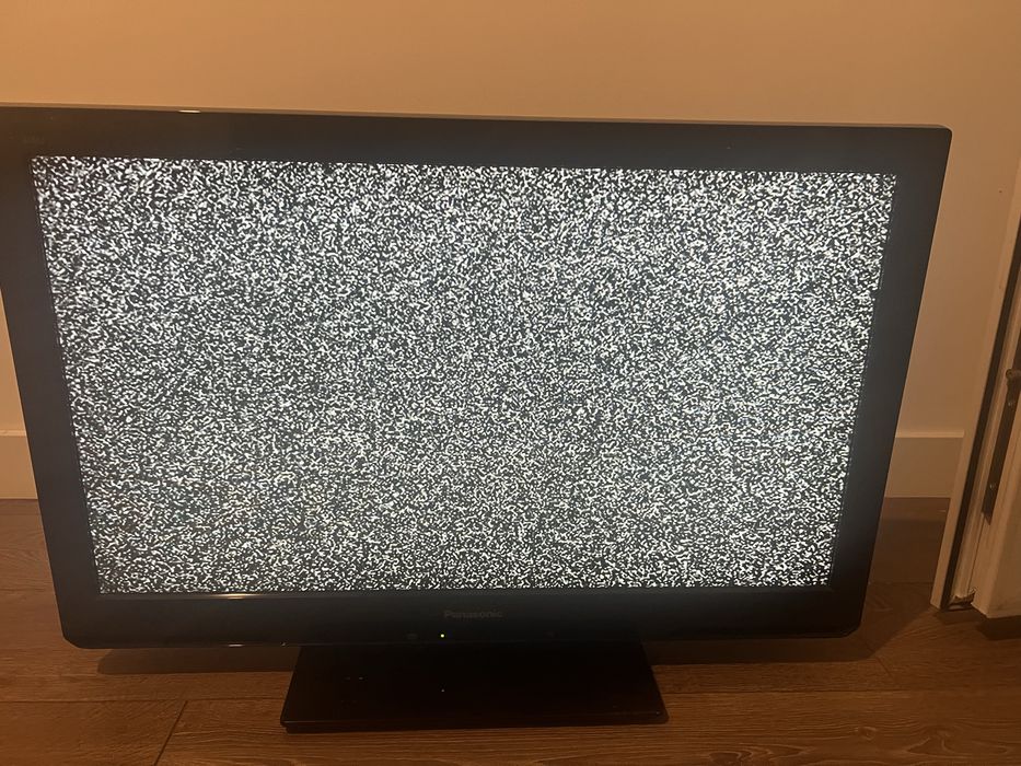 Телевизор Panasonic 32 диагональ TX-LR32C3
