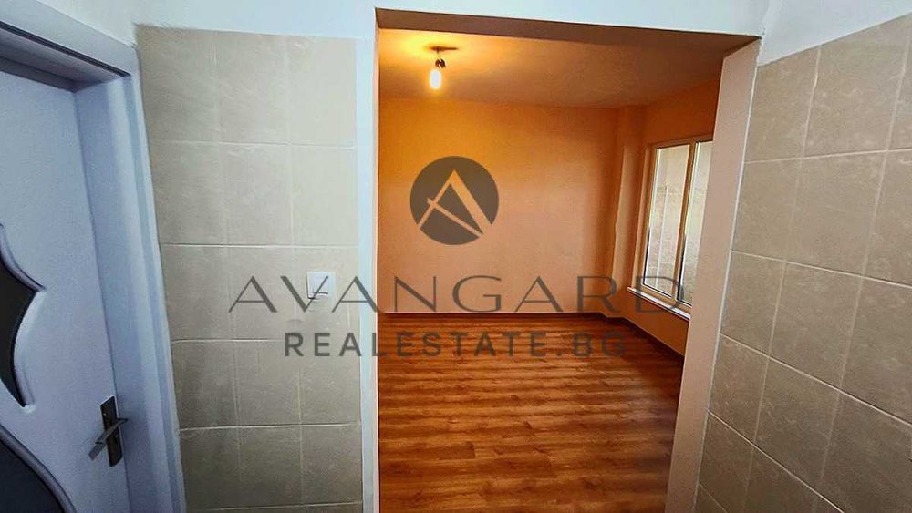 Продава се Двустаен апартамент в Пловдив, Тракия - 50 кв.м за 1144 €/кв.м - Снимка #5