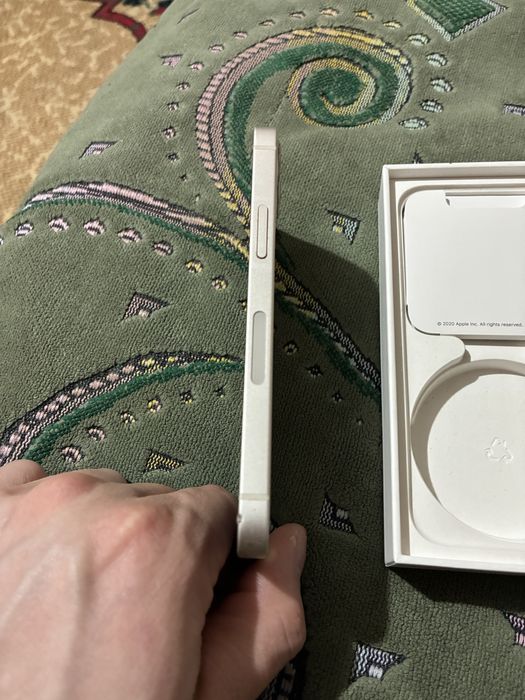 iPhone 12 mini white 128 gb