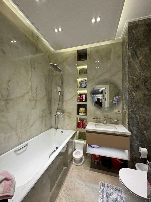 трёхкомнатная квартира в комплексе Abu Dabi район Шайхан;метро Беруний