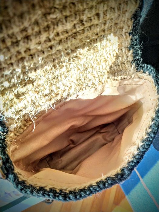 Плетени дамски чанти през рамо от юта