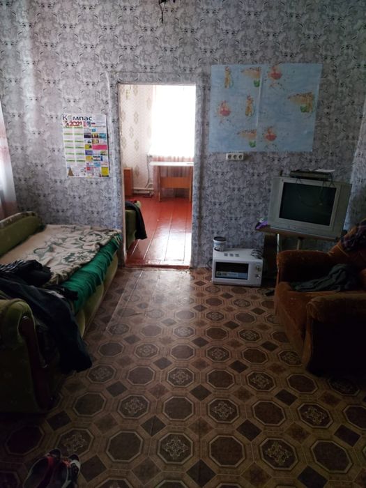 Продам дом срочно(торг)можно под дачу