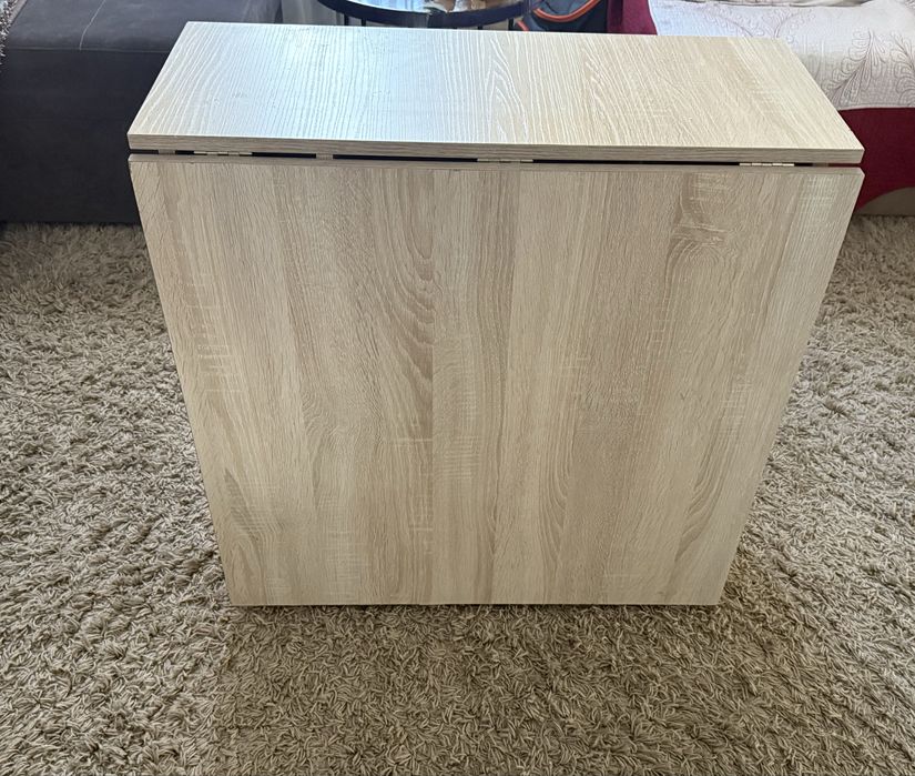 Стол в хорошем состоянии