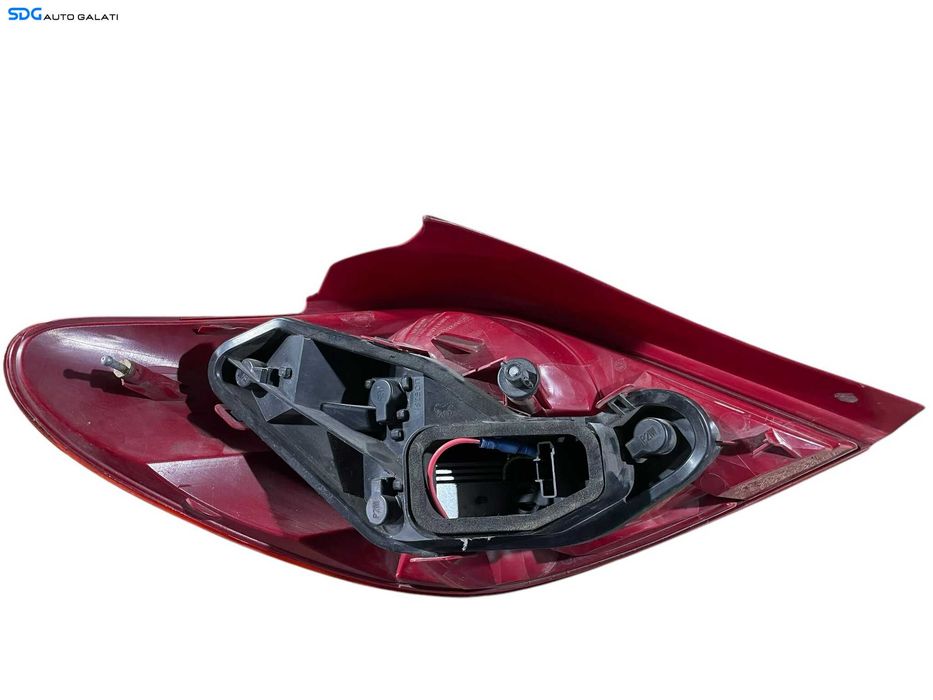 Stop Lampa Tripla Dreapta Peugeot 207 Hatchback Scurt 2006 - 2014 [LR0304]