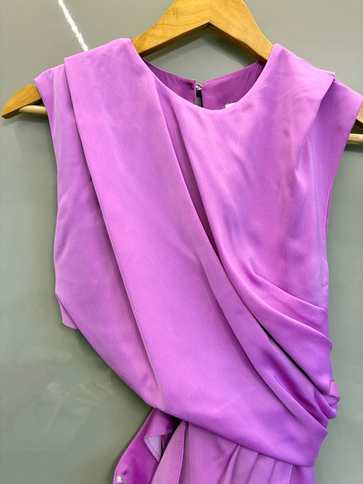 Страхотна лилава рокля