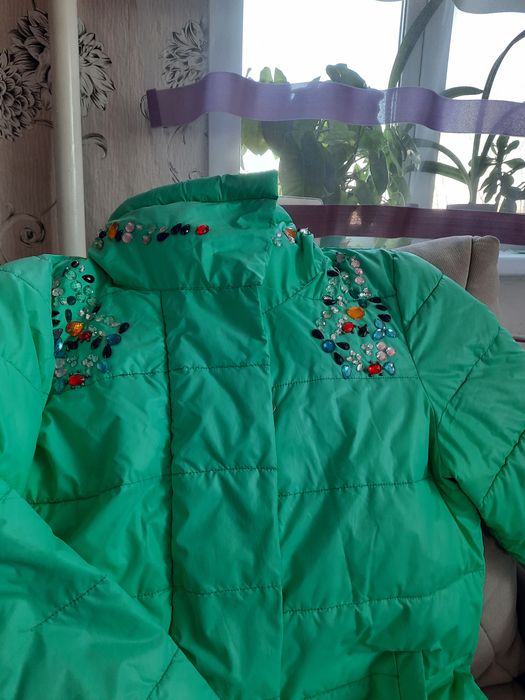 Продам куртку и плащ