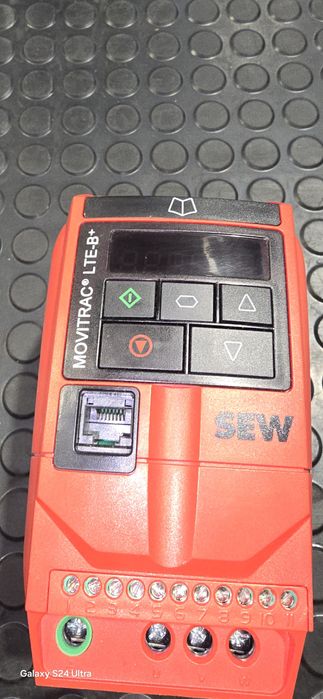 VAND convertizor de frecventa SEW 0.37KW