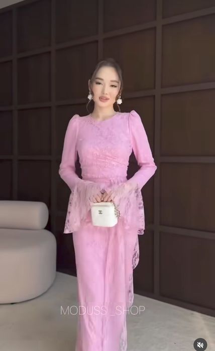 Платье нарядное и