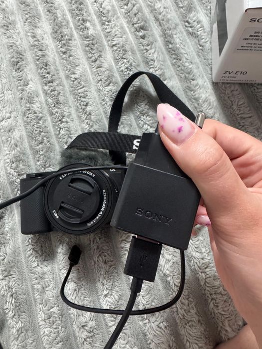Фотокамера Sony ZV-E10 KIT