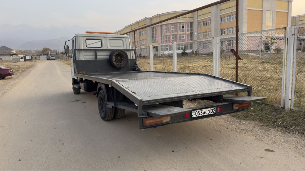 Эвакуатор Зил 5301”Бычок”