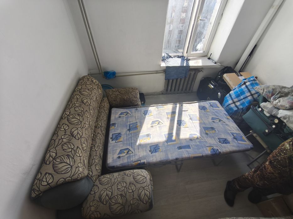 Диван и кровать ,