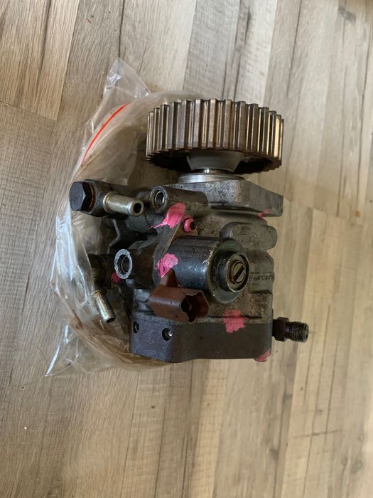 Vand pompa de inalta suzuki liana 1.4ddis