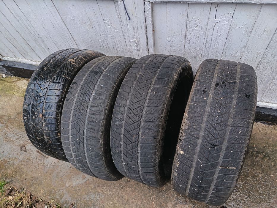 4 anvelope iarna 235/55/r 18