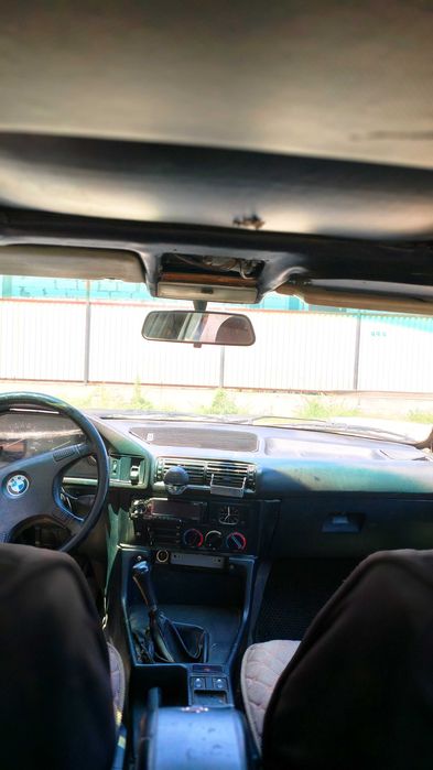 BMW 520 E34 1990г