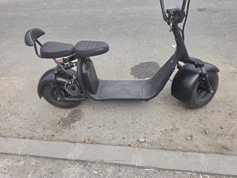 Scooter Electric