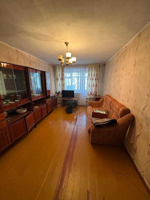 Продается двухкомнатная квартира!