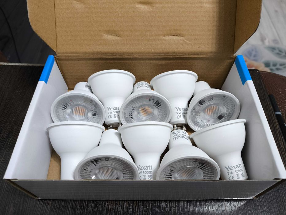 лампочки GU10,  7 Вт, 3000к