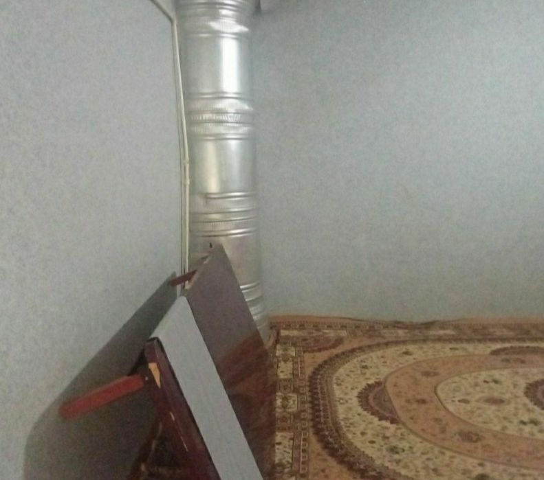 Янгийул туманида икки хонали уй сотилади.