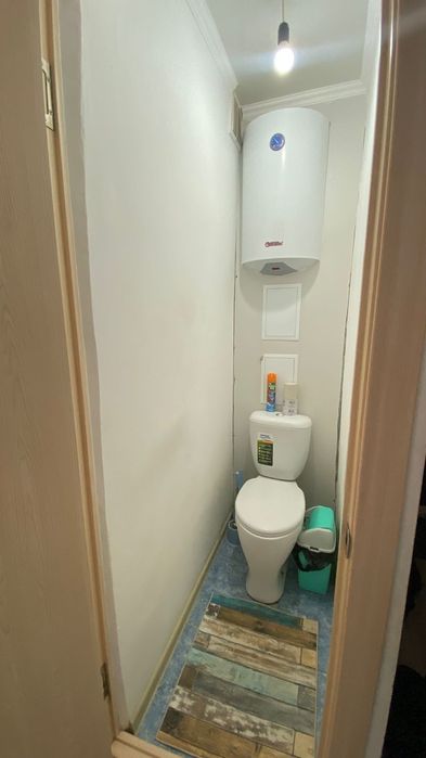 Үш бөлме үй сатылады