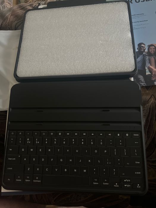 ESR Ascend Keyboard Case Lite