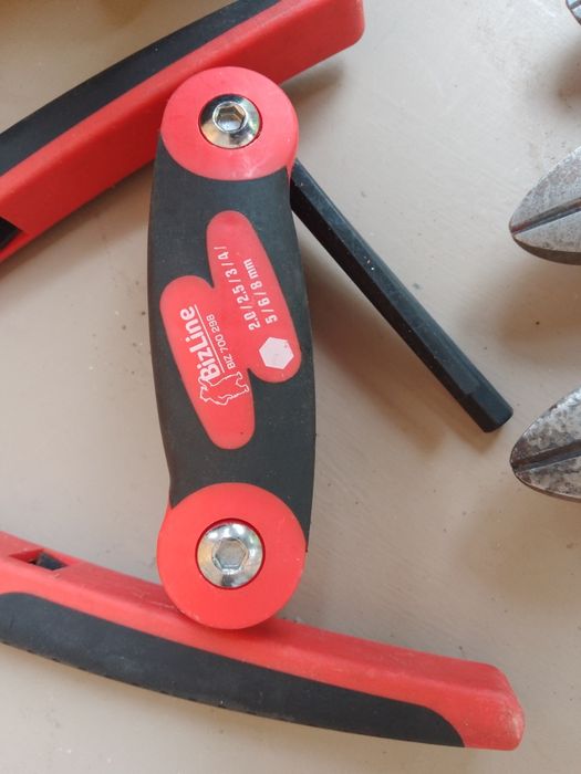 BizLine -раница и инструменти