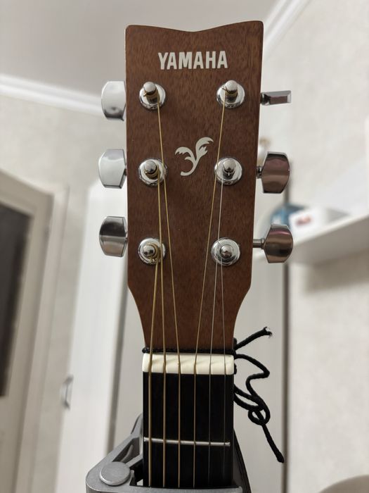 Продам гитару Yamaha f310