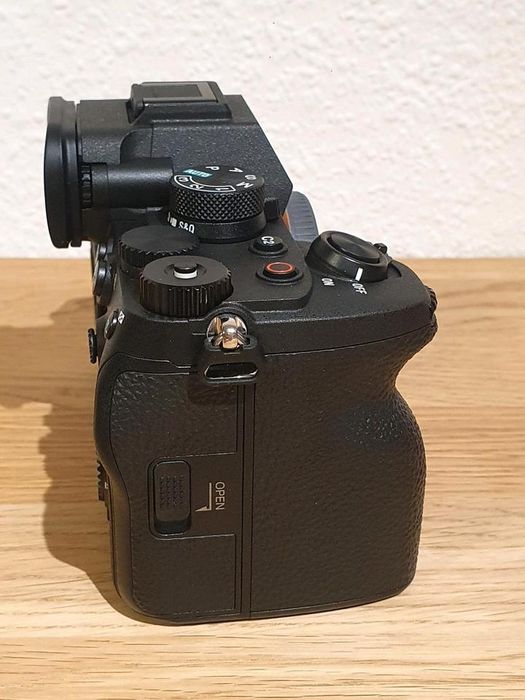 Sony Alpha 7 Mark IV / A7IV