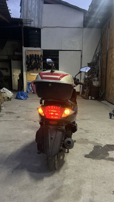 Срочно 150 кубов скутер