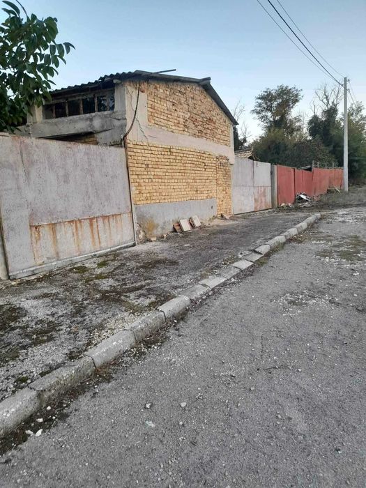 Продава се Къща в с. Тополи, Област Варна - 300 кв.м за 267 €/кв.м - Снимка #2