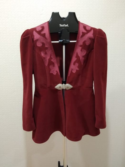 Продам женский пиджак