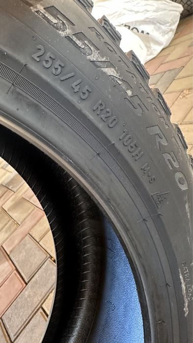255/45/20 Pirelli Scorpion Ice Zero2 шипы