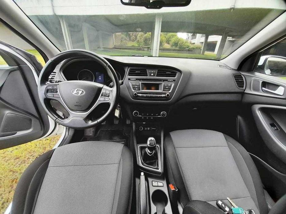 Inchirieri auto RECCRIS RENT a CAR/ Masini de inchiriat