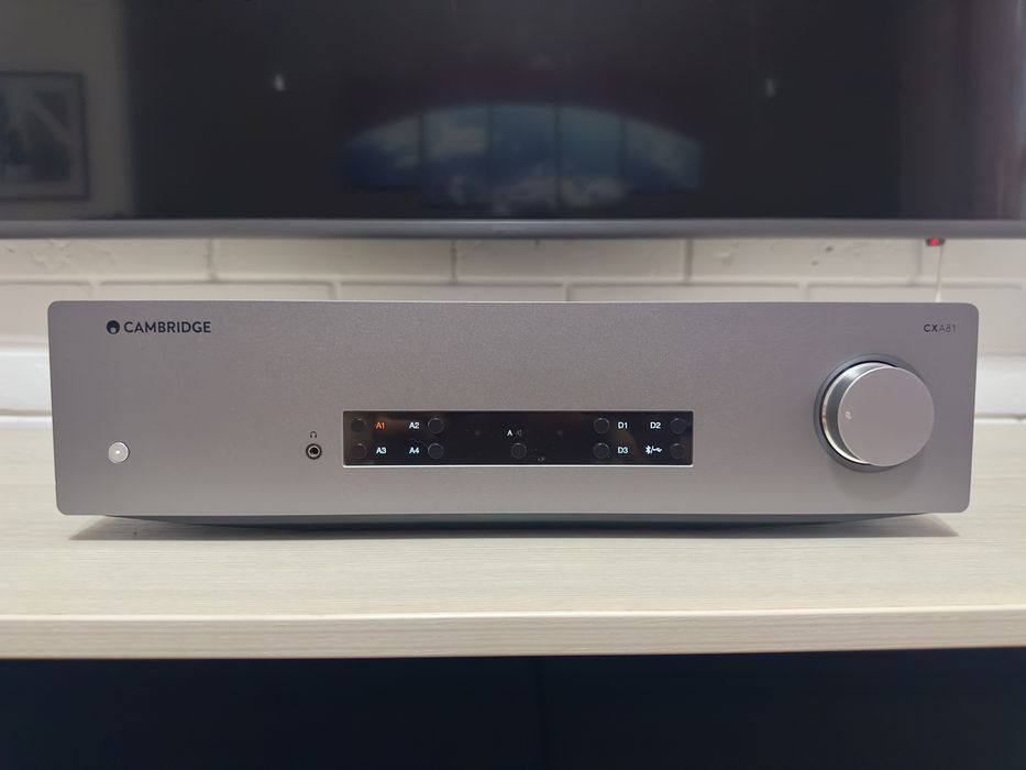 Cambridge Audio CXA 81