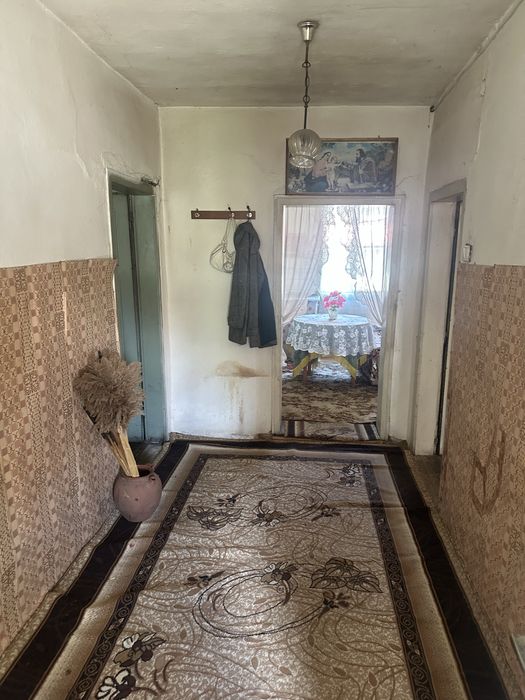 Продава се къща в гр Долна баня