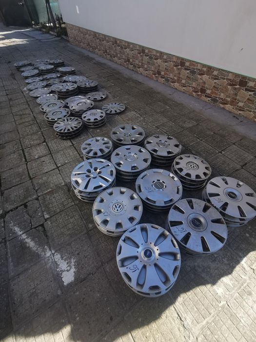 Тасове на бройка тазове и комплекти