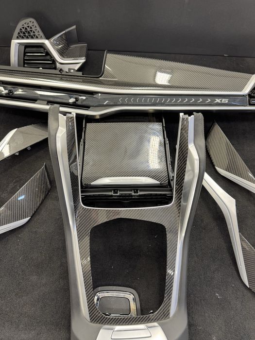 Set trimuri Bmw G05/G06 Carbon