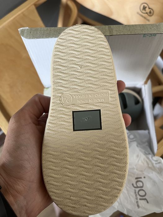 Нови сандали IGOR