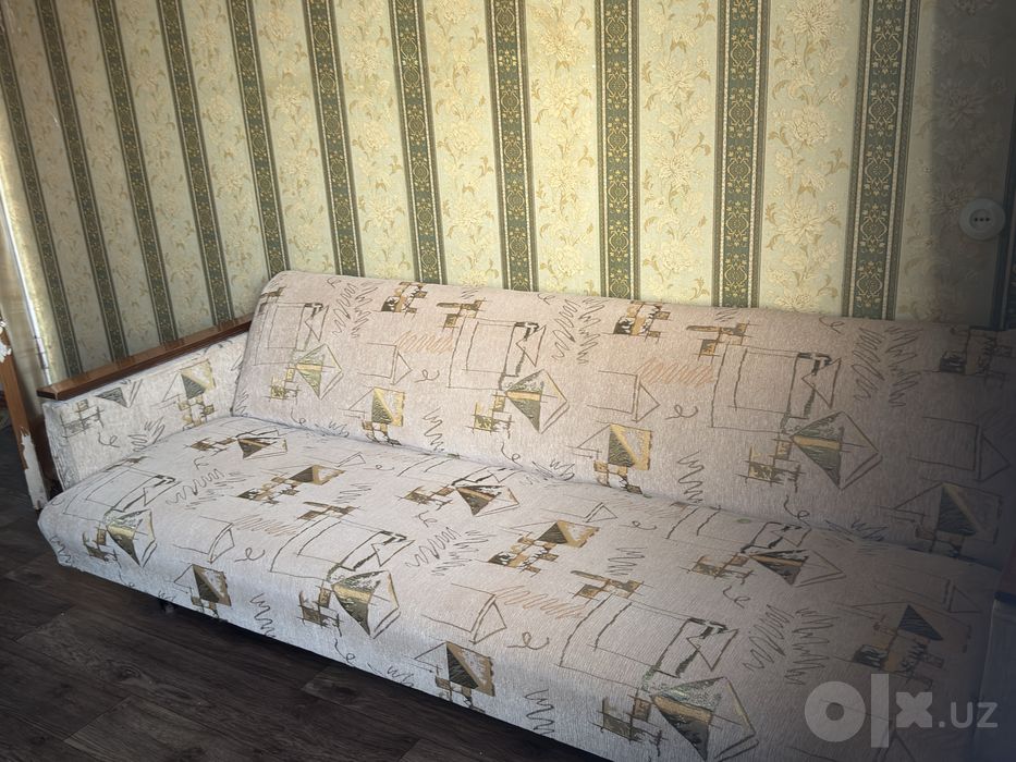 Отдам даром диван