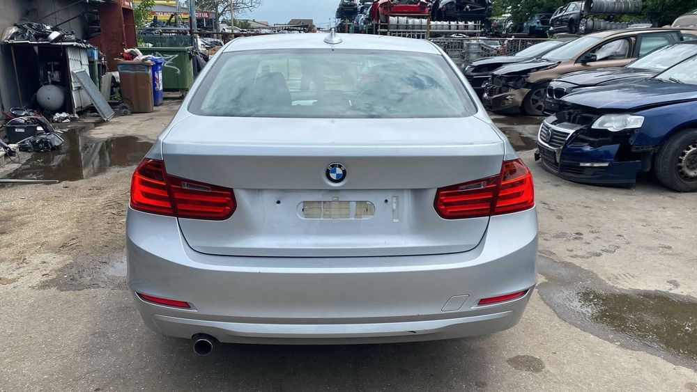 Dezmembrez BMW F30 2.0 D an 2013 cod motor N47