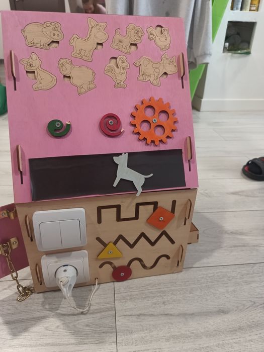 Căsuța activități tip montessori