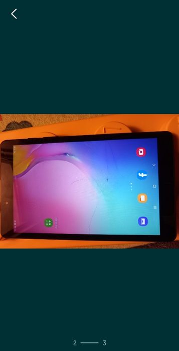 Telefon Nokia 701 și tableta samsung