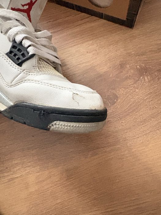 Jordan 4 White Cement