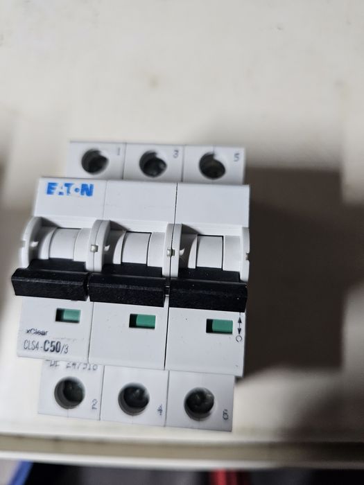 Senzor de miscare ilum.intreruptor contactor releu de nivel apa in put