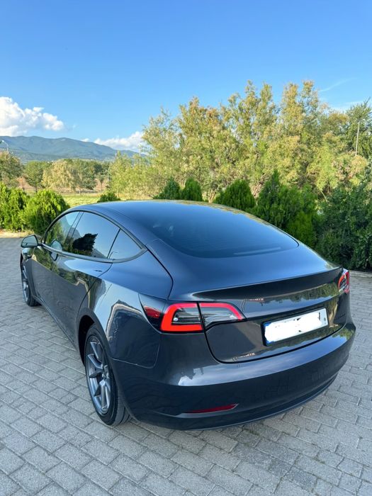 TESLA Model 3 2023 — imagine 3