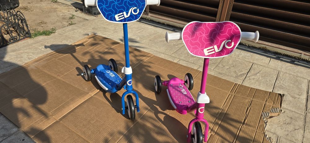 Tricicleta albastra copii copil