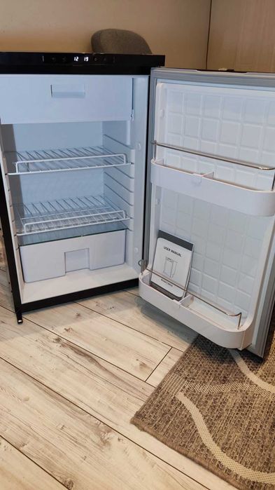 Alpicool компресорен хладилник за каравана, кемпер яхта на 12/24 волта