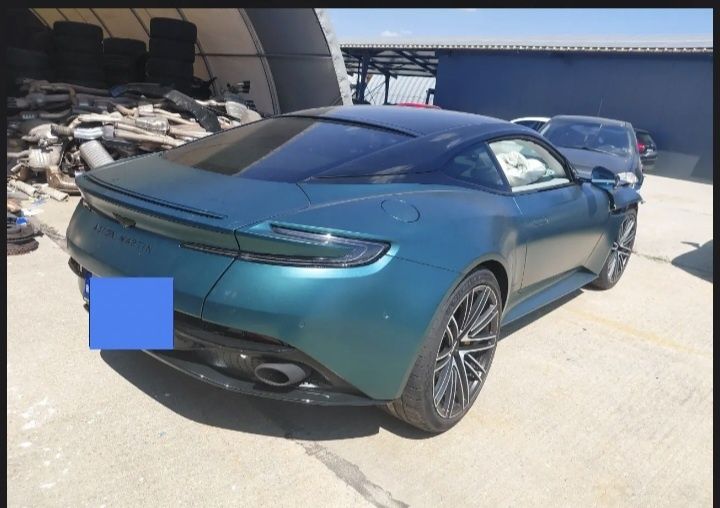 ASTON MARTIN DB12 2024 — imagine 3