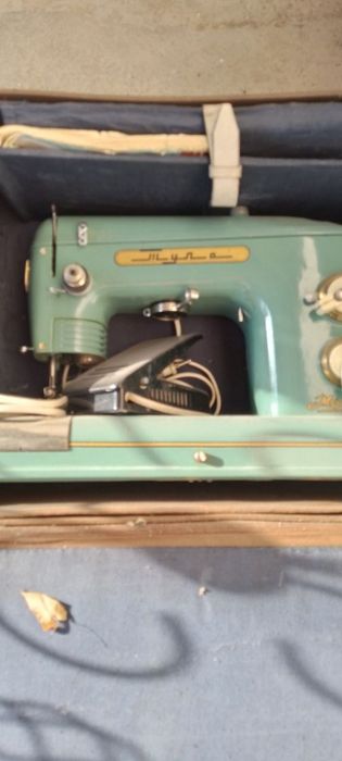 Tikuvchilik mashinasi, швейная машина