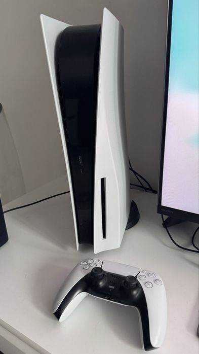 Продам Playstation 5 с дисководом